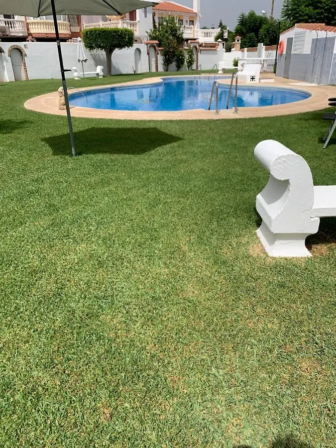 Chalet Adosado, 3 Habitaciones Malaga Holiday home